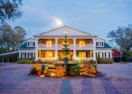 Luxury gulf rentals continues to elevate escapes by culling alabama and florida's finest private beach homes and upscale condominiums with the best amenities to craft our luxurious collection. 8 Florida Mansion Rentals You Have To See To Believe Florida Rentals Blog