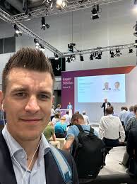 2 intensive Tage und die Abendveranstaltung haben ihre Spuren hinterlassen  😂