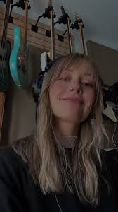 Wake Up to Warm Conversations: How to Pick Up the Right Start