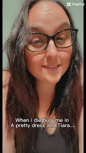 Tabatha Lewis's Instagram, Twitter & Facebook