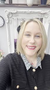 Gentleness …. Self care , healing self healing , ❤️‍🩹 listening to  frequency music and just giving yourself that time to care for and focus