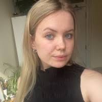 30+ perfiles de «Bella Barr»