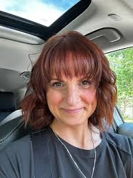 Who is a good hair colorist in Watertown, Connecticut?