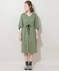ur ウエストリボンギャザーワンピース ワンピース urban research アーバンリサーチ のファッション通販 zozotown ファッション ファッションアイデア ワンピース