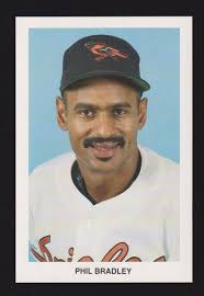 1989 Phil Bradley ORIOLES UNSIGNED 3-1/2 x 5-1/4 Team Issue PHOTO POSTCARD  #5