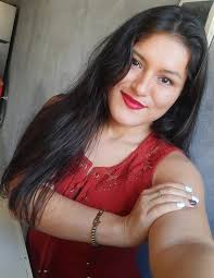 Nancy Lily Bazan, morocha hermosa del Distrito de Tarapoto.