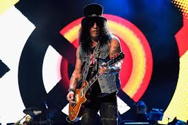 Guns n' roses guitarist slash is celebrating 15 years of being sober. Slash Opens Up On Guns N Roses His New Album And The Fame Monster