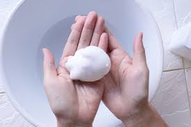 乾燥の季節は保湿も叶うハンドソープで、ぴかぴか肌に｜エッセンシャルオイル・精油・アロマオイル通販Aroma Shop-Mont Saint Michel