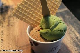 Berikut daftar harga dan spesifikasi mesin gelato showcase astro. Abis Nyoblos Jangan Langsung Pulang Mampir Dulu Ke Kedai Gelato Di Malang Cuma 15 Ribuan