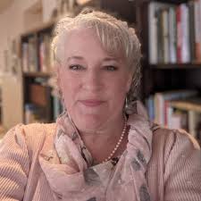 Dorothy Sayers's idea about the Trivium as stages and tools of learning is  the most innovative insight about the Liberal Arts in the last five hundred  years.