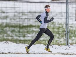 La course à pied, le sport qu'on choisit souvent quand on veut reprendre une activité physique. Resolution Pour La Nouvelle Annee Commencer A Courir En Toute Simplicite Equipement Swiss Running