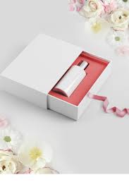 Recevez en cadeau la sephora box fête des mères et ses 10 mini produits dès 80 € d'achat sur le site. Fete Des Meres Parfum Et Soin Des Coffrets Cadeaux Ideaux Beauty Tips