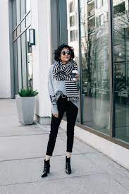 Casual And Chic Winter Outfit Idea Black Skinny Jeans Grey Sweater Black Ankle Boots And Striped Scar Chic Winter Outfits Black Skinny Jeans Black Skinnies