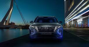 Der neue hyundai tucson unterscheidet sich vom vorgänger derart stark, dass man beinahe den überblick verliert. Der Neue Tucson Intelligente Technik Gepaart Mit Herausragendem Design Hyundai Osterreich