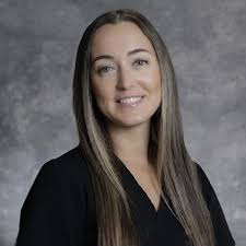 Erin Mcgee's Instagram, Twitter & Facebook