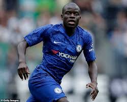Find out everything about n'golo kanté. Chelsea Star N Golo Kante Hat Verdient Das Recht Nicht Zu Spielen Angesichts Seiner Wenig Bekannten Tragischen Hintergrundgeschichte Aktuelle Boulevard Nachrichten Und Fotogalerien Zu Stars Sternchen