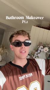 Bathroom Makeover: Paneling and Paint Shopping Guide