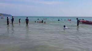 Port dickson ialah sebuah bandar pantai peranginan yang terkenal terletak di daerah port dickson, negeri sembilan. Pantai Teluk Kemang Port Dickson Malaysia Youtube