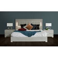 We carry a range of king size bedroom set collections sure to match any style. King Modern Bedroom Sets You Ll Love In 2021 Wayfair