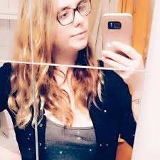 Nancy Bloch (@t_kruemelchen)