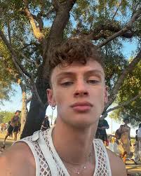 Matthew Schroeder (@maattheew.evan) • Instagram photos and videos