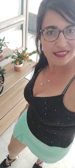 👋Hola, se que no viene al caso pero soy nueva en Murcia en fin me podrian  recomendar algún lugar para cenar con las 3B 🙂 gracias excelente día para  tod@s 🤗