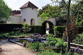 Weitere ideen zu garten, spanischer garten, raum im freien. Mondo Verde Spanischer Garten Alcazar Gartenanlage Foto Bild Europe Benelux Netherlands Bilder Auf Fotocommunity