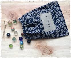Petit sac cohasset en bleu marine. Petit Sac Pour Ranger Les Billes Bleu Marine Sacs Enfants Par Lilihouat Sac De Billes Sac Petit Sac