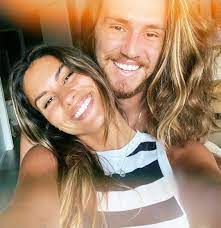 Jun 05, 2021 · a atriz carolina loureiro arrancou muitos elogios, ao partilhar uma nova imagem, no instagram. Vitor Kley Diz Que Dorme Junto Com A Namorada Todas As Noites Mesmo A Distancia Revista Marie Claire Celebridades