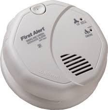 The first alert brk sc9120b hardwired combination smoke and carbon monoxide alarm uses an electrochemical co sensing technology and ionization this co smoke detector can be connected to other compatible brk and first alert hardwired smoke and carbon monoxide detectors. Buy First Alert Hardwire Ion Sensor Carbon Monoxide Smoke Alarm White