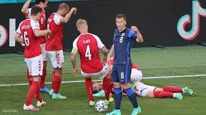 سقط لاعب وسط منتخب الدنمارك، كريستيان إريكسن، يوم السبت، خلال مباراة فريقه مع فنلندا التي حسمت اللقاء بهدف في ظهورها الأول ببطولة أمم أوروبا 2020. ÙƒÙŠÙ Ø£Ù†Ù‚Ø° ÙƒØ§Ø¨ØªÙ† Ø§Ù„Ø¯Ù†Ù…Ø§Ø±Ùƒ Ø­ÙŠØ§Ø© Ø²Ù…ÙŠÙ„Ù‡ ÙƒØ±ÙŠØ³ØªÙŠØ§Ù† Ø¥Ø±ÙŠÙƒØ³Ù† ØªÙ„ÙØ²ÙŠÙˆÙ† Ø§Ù„Ø®Ø¨Ø± Ø§Ø®Ø¨Ø§Ø± Ø³ÙˆØ±ÙŠØ§