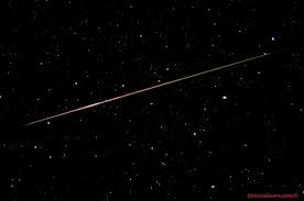 Tom Sisemore In Canehill Arkansas Captured This Shot Of A Colorful Perseid On August 11 2013 Thank You Tom Perseid Meteor Shower Meteor Shower Cool Photos