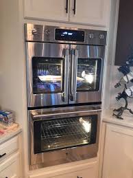 Obsessed With This Cafe Doors On An Upper Oven No More Burned Elbows Dreamkitchen Kitchen Inspirations Cafe Door Home Remodeling