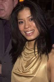 Vanessa Mee's Instagram, Twitter & Facebook