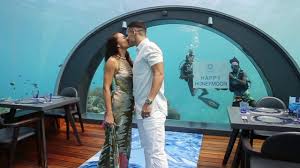 1 milaidhoo island 20002, maldives phone: Honeymoon Moments At 5 8 Undersea Restaurant At Hurawalhi Maldives Youtube
