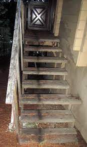 Riser Spacing On Stairs The Dirt On Open Risers Ncw Home Inspections Llc