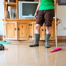 Faq about how long it takes caulk to dry. How To Dry Out Your Home After Water Damage Or Flooding Lasko Products