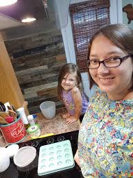At Home for Dinner with Rexine, Pampered Chef Consultant