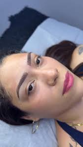 Regala 🎁 Belleza!! Luce estas Navidades 🎄 y Siempre unas cejas  Perfectas♥️ Regala a tu madre o a tu suegra, o a esa persona especial 💝,  el toque perfecto para su rostro