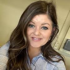 Cindy Coon's Instagram, Twitter & Facebook