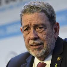 Quién es Ralph Gonsalves, el sucesor de Alberto Fernández al frente de la  CELAC