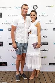 North melbourne champion brent harvey has lifted the lid on the devastating impact of the wayne carey affair scandal, saying it set the club back four or five years. Afl Legend Wayne Carey Makes Stunning Indigenous Claim Newsfeed