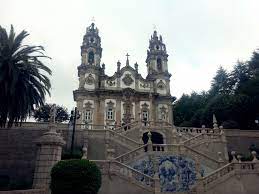 Santuario nossa senhora dos remedios. O Santuario De Nossa Senhora Dos Remedios Uma Jovem Catolica