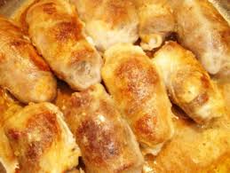 Rollchen Von Der Rinderzunge Mit Kalbsbries Gefullt In Madeirasauce Rezept Kochbar De