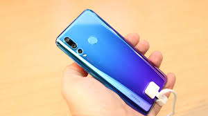 Huawei Nova 4 Hands-on: Triple-Cam mit ...
