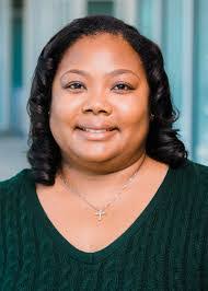 Katrina Thomas's Instagram, Twitter & Facebook