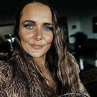 Jenna Leone's Instagram, Twitter & Facebook