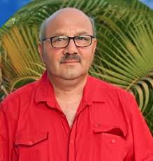 please editors make my son wear a nice suit