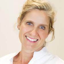 Dr. Caroline Downing, Cosmetic Dentist