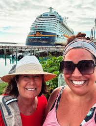 Disney Treasure Cruise Experience and Character Meet-n-Greets